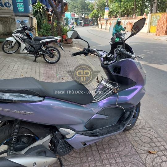 [HONDA PCX150] Dán đổi màu xám xi măng ánh tím