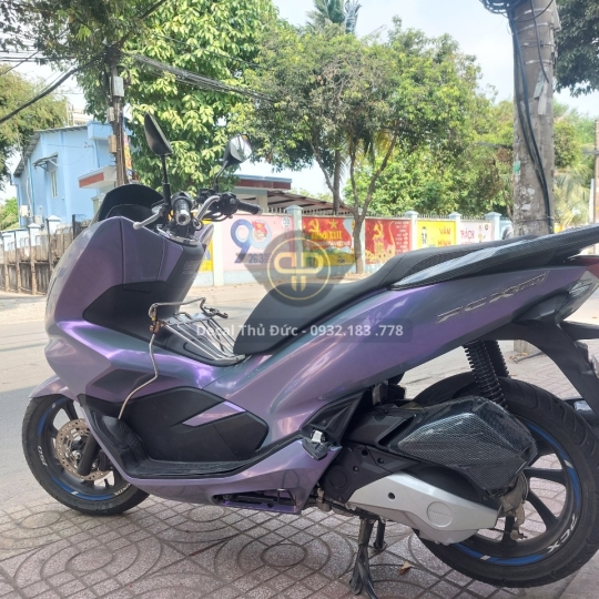 [HONDA PCX150] Dán đổi màu xám xi măng ánh tím