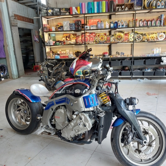 Chế tem cho Moto